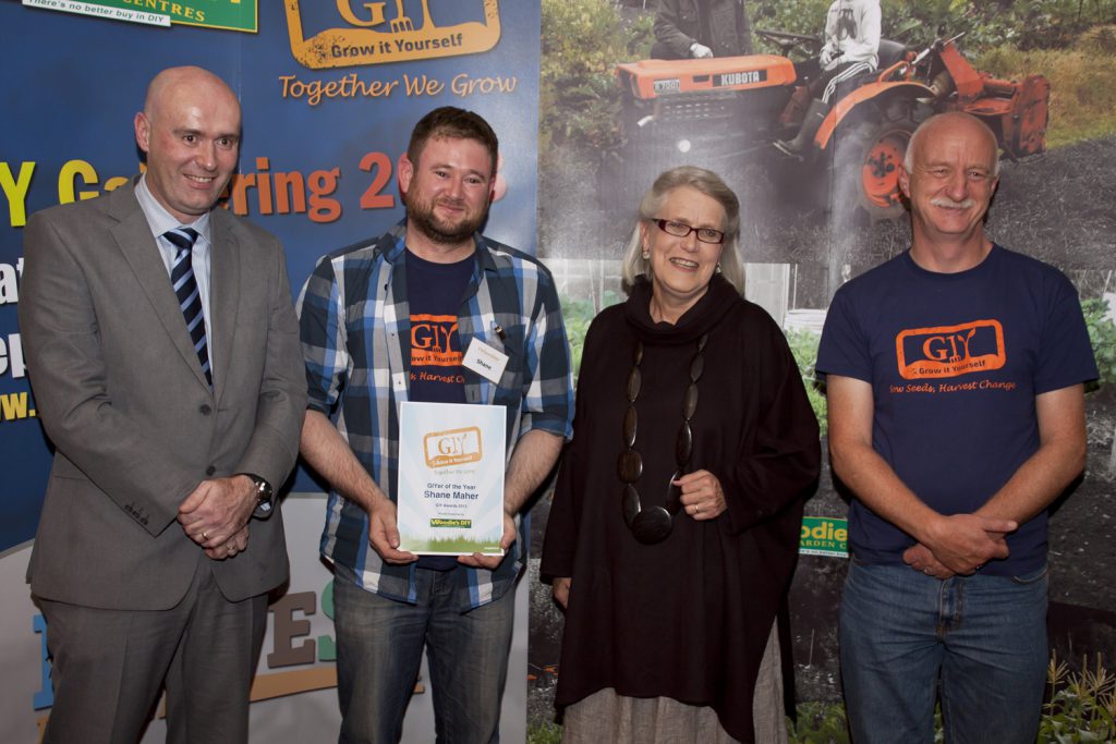 GIY Family of the Year 2013: Stephen Stubbs (Woodies DIY), Caragh, Luke and Aidan O’Donoghue with Darina Allen and Fergal O’Neill (GIY Ireland Chairperson).
