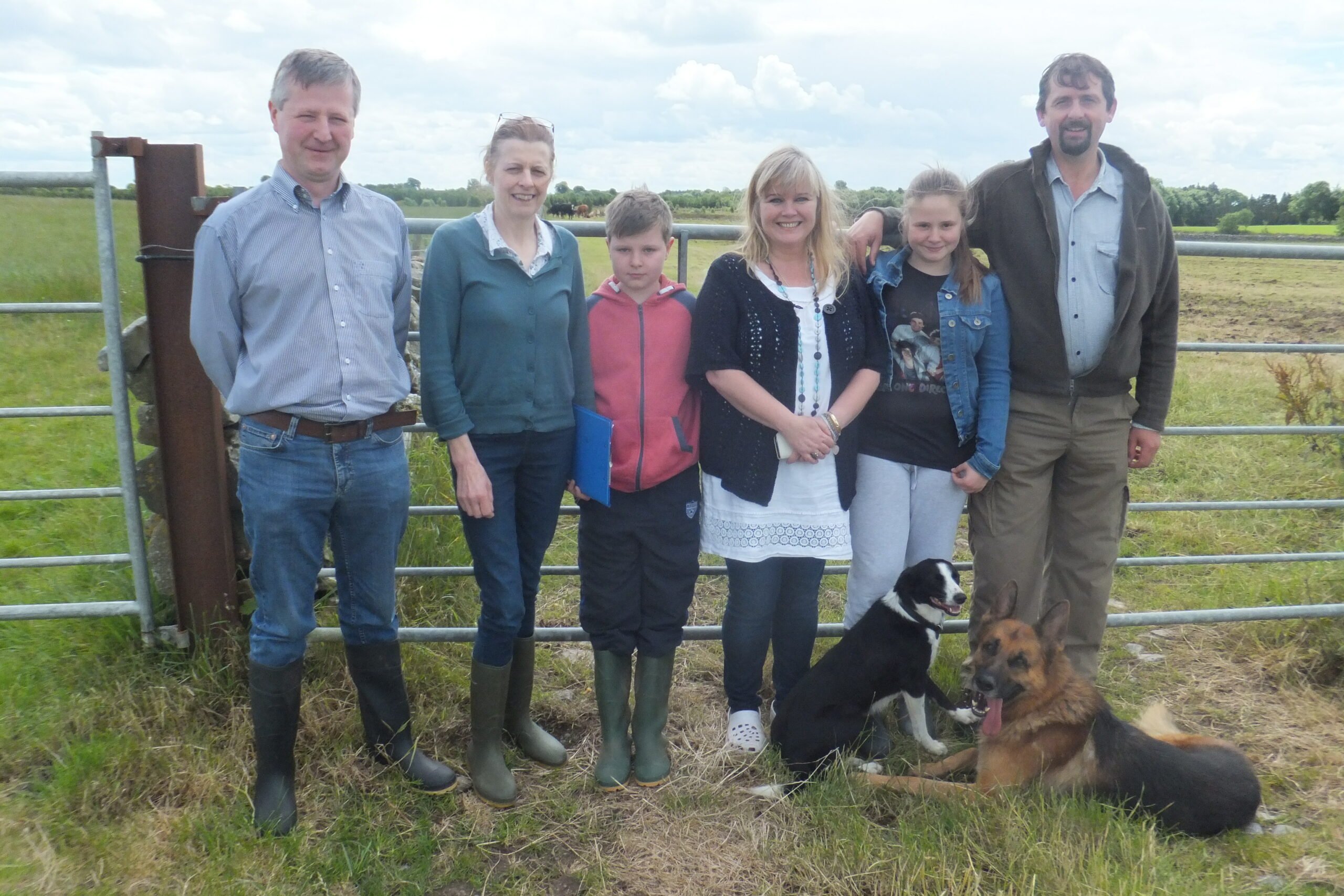 Teagasc advisors Austin Callaghan and Geraldine Hynes (left) join the Dixon family (Anna and Oliver along with children Daniel and Hazel) to discuss plans for the upcoming organic demonstration farm walk which will be held on the Dixon’s farm on Thursday, July 17, at 2pm.
