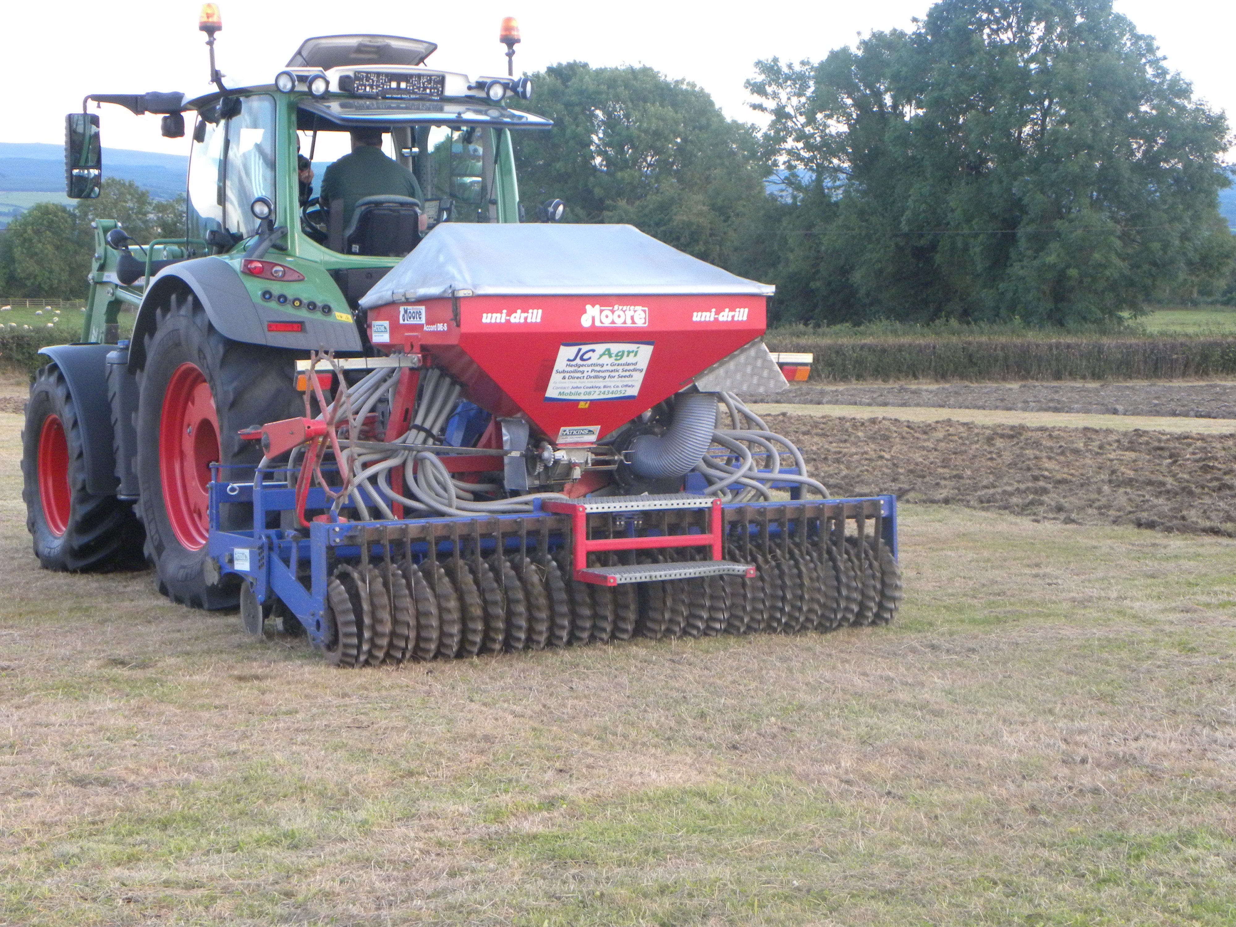 Moore Unidrill in action