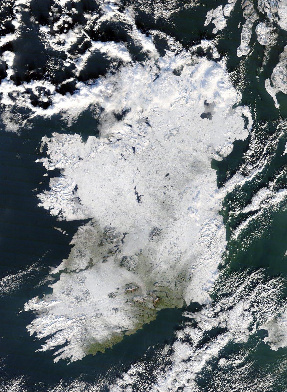 Snow covering Ireland on December 8, 2010. Image: NASA