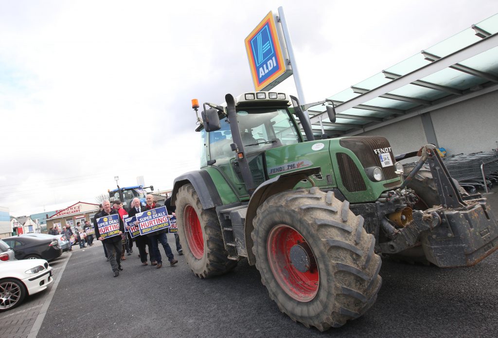 The IFA protest outside Aldi and Lidl in Finglas.