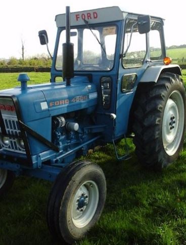 Ford 4000 – Source: Donedeal