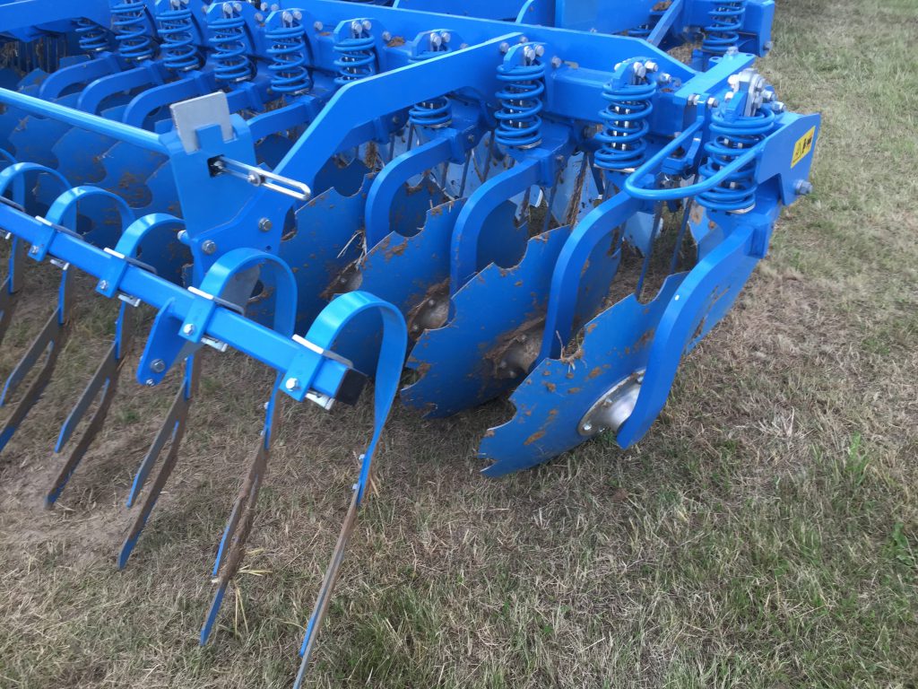 Angled discs on the Rubin 12