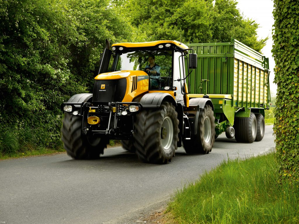 2010 – the Fastrac 3230 Xtra model is launched