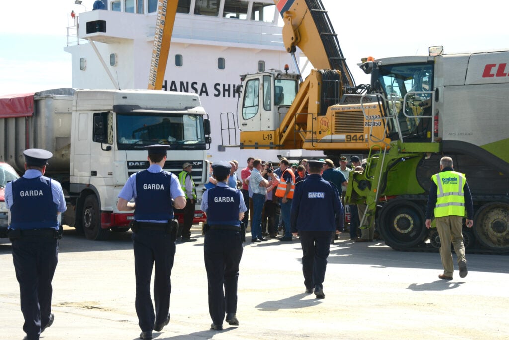 Gardaí approach protesting IFA grain growers at Drogheda Port. Photo: Andy Spearman.