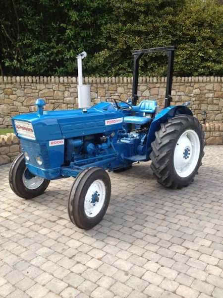 Ford Dexta 2000 Source: Donedeal