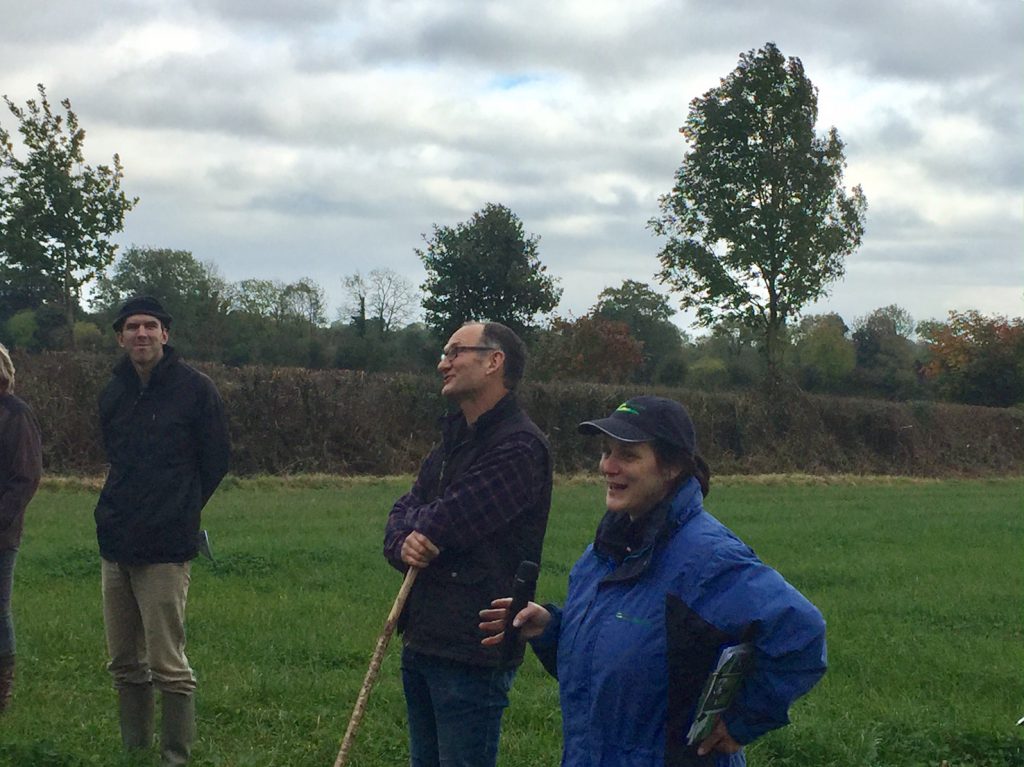 Teagasc’s Elaine Leavy speaking at the farm walk