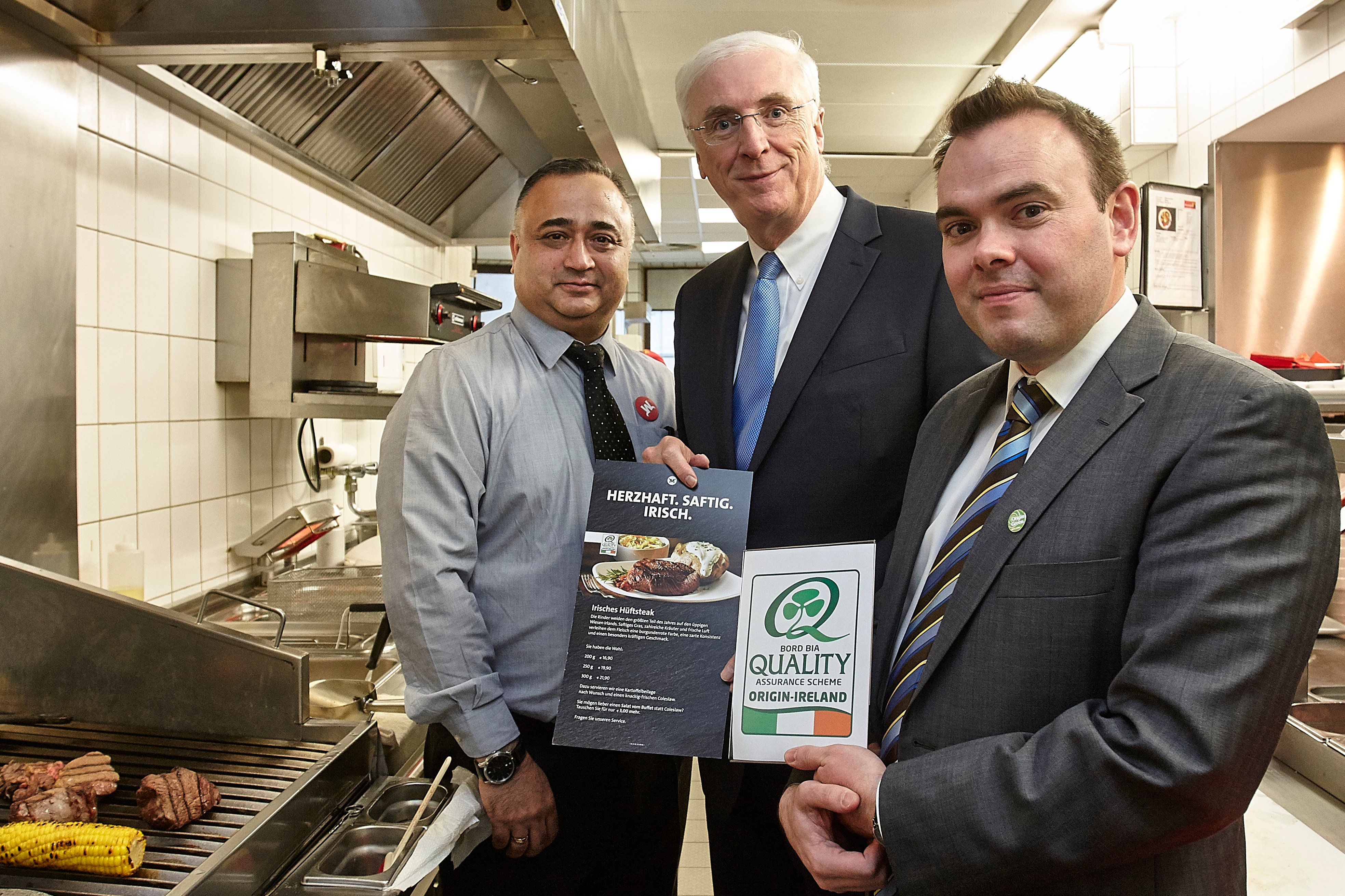 (L-R) Manmohan Bedi, Manager of the restaurant; Ambassador of Ireland to Germany, Michael Collins and Donal Denvir, Bord Bia Manager, Germany.