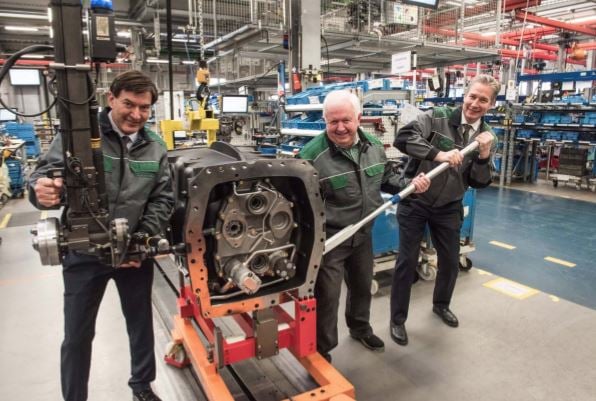 L-R: Michael Gschwender, (Managing Director for IT and Finance) Peter-Josef Paffen (CEO) and Ekkehart Gläser, (Managing Director for Production)