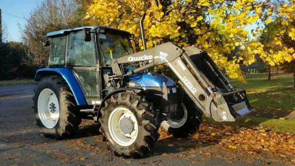 New Holland 6635 with Quicke Q750 loader – Source: Donedeal