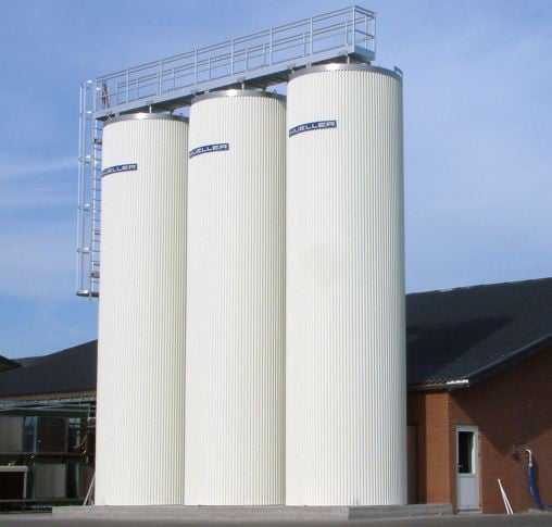 Three 55,000L Mueller Silos were also installed on a farm in Germany