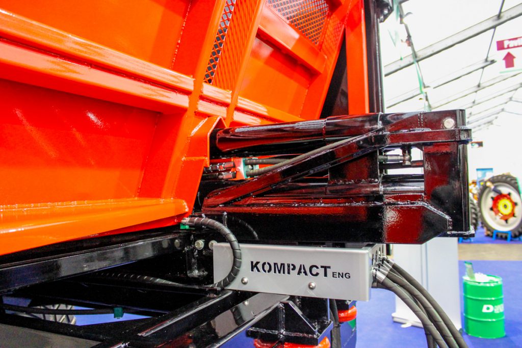 A close-up of the K-17’s ejector (push-off) mechanism