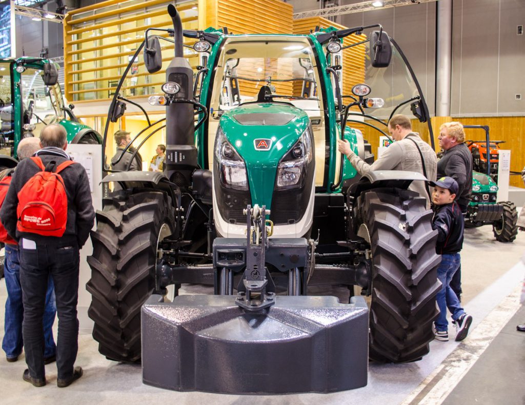 A striking Arbos tractor on display
