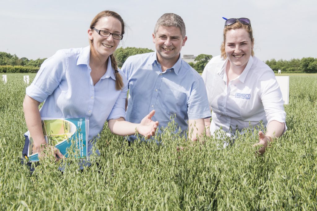 Clodagh Whelan, DAFM, alongside Tim O’Donovan and Marianne Jordan, Seedtech. Image source: O’Gorman Photography
