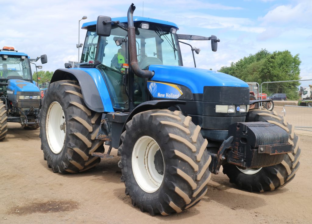 This 2003 New Holland TM190, with oversize tyres and a SuperSteer tight-turning front axle, sold for €15,140