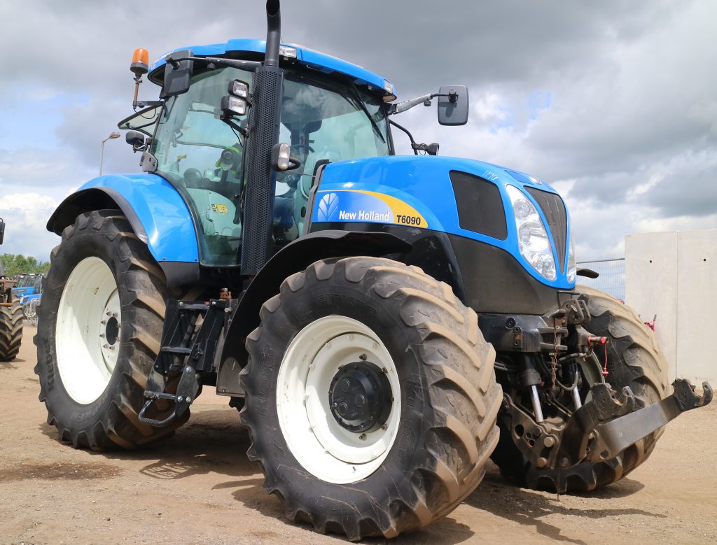 This fresh-faced and imposing 2011 New Holland T6090 (Power Command), with a front linkage, achieved a sale price of €25,570