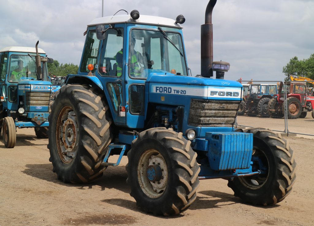 This reasonably tidy Ford TW-20 didn’t sell. It missed the reserve, with bids topping out at a rather low €5,832