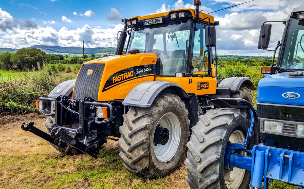 This 2001 JCB Fastrac, with very good tyres, attracted a top bid of €22,000. This was not enough to secure a sale. However, the highest bidder did engage in negotiations with the auctioneer after the event