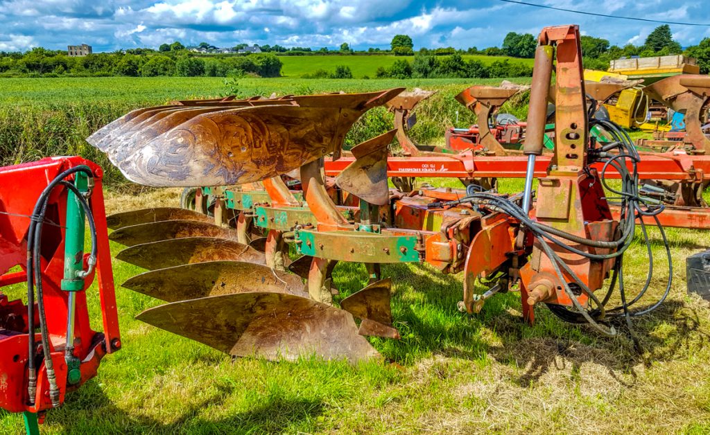 This five-furrow, reversible Kverneland KG85 plough sold for €2,100. It was one of a number of ploughs on offer at the auction
