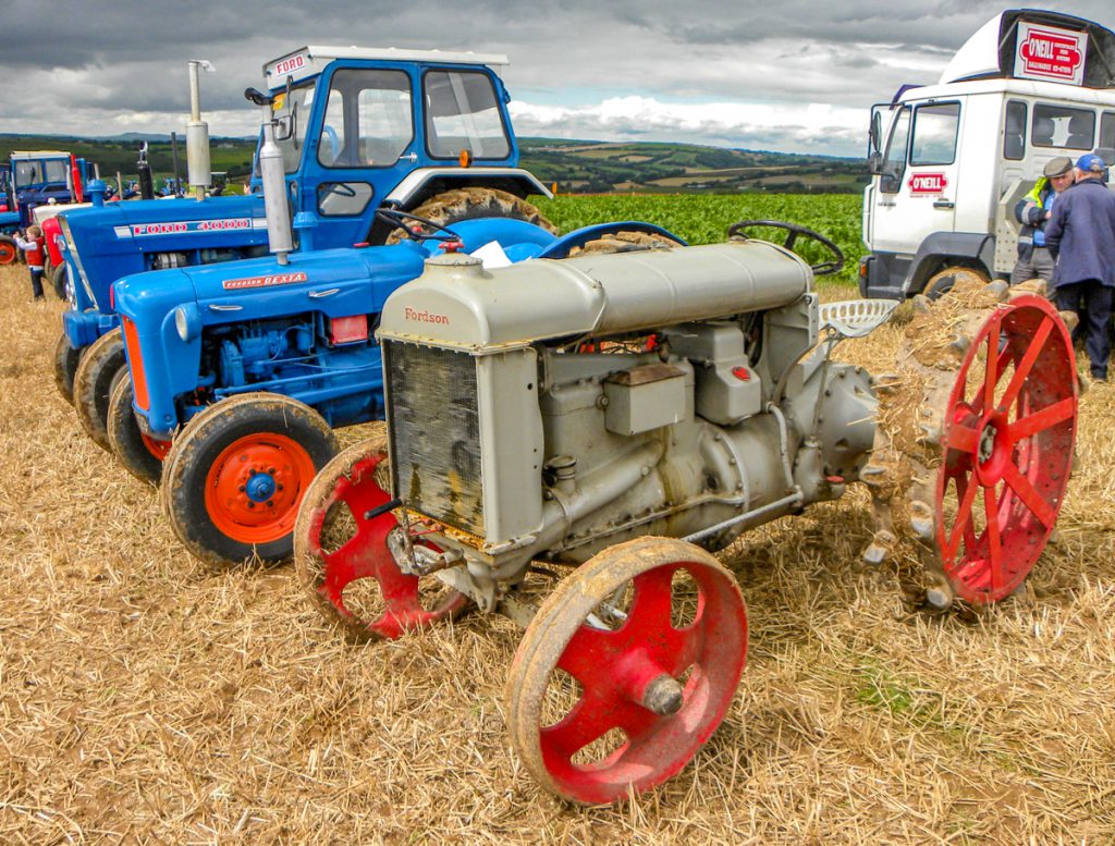 The Fordson name is synonymous with Cork. Fordson production was ongoing in Cork, on and off, between 1919 and 1933. There were several Ford and Fordson tractors at the De Courcey Harvest ’17 event