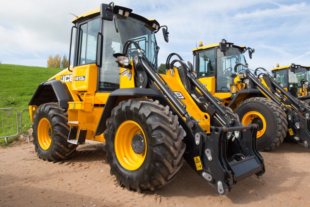 This 2017 413 wheeled loading shovel, with just 198 hours on the clock, sold for £69,000 excluding VAT