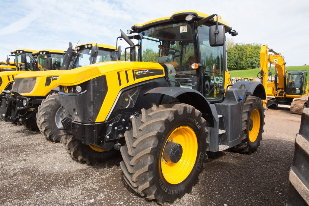 This 2016 Fastrac 4160, with 781 recorded hours, sold for £75,500 excluding VAT