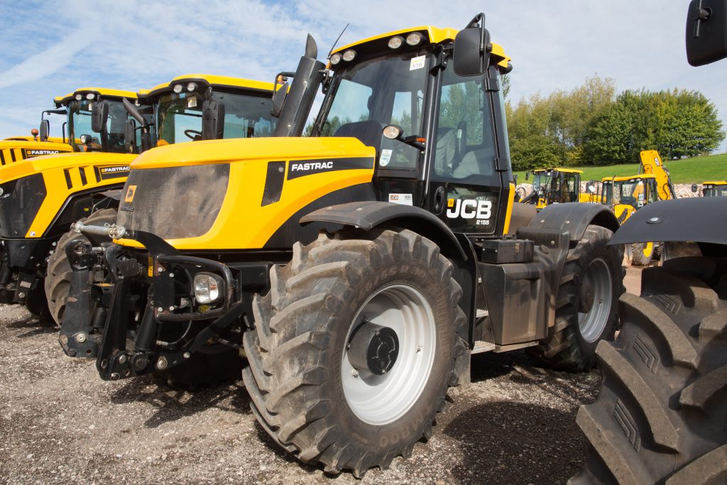 This 2012 Fastrac 2155, with 1,420 hours on its clock, sold for £53,500 excluding VAT