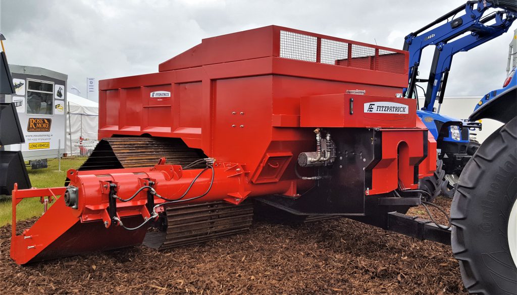It was refreshing to see a broad and varied mix of equipment dotted about the stands at this year’s ‘Ploughing’. Equipment extended beyond farm machinery, to include items of interest to contractors that have diversified into all manner of work