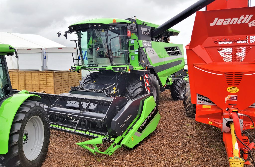 This Deutz-Fahr C7205 TS is one of very few combines on-site at this year’s ‘Ploughing’. The market for new combines is best described as ‘challenging‘ at present; uncertainty in the tillage sector is taking its toll