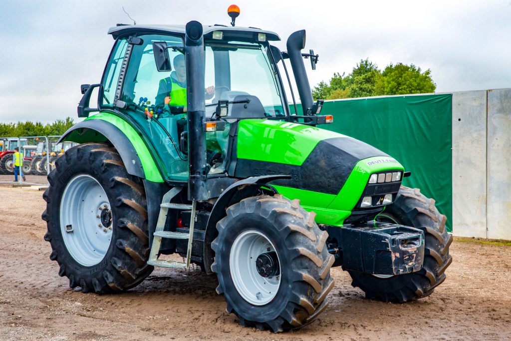 This extremely clean and tidy 2010 Deutz-Fahr M600, with 8,600 hours on the odometer, fetched £15,000
