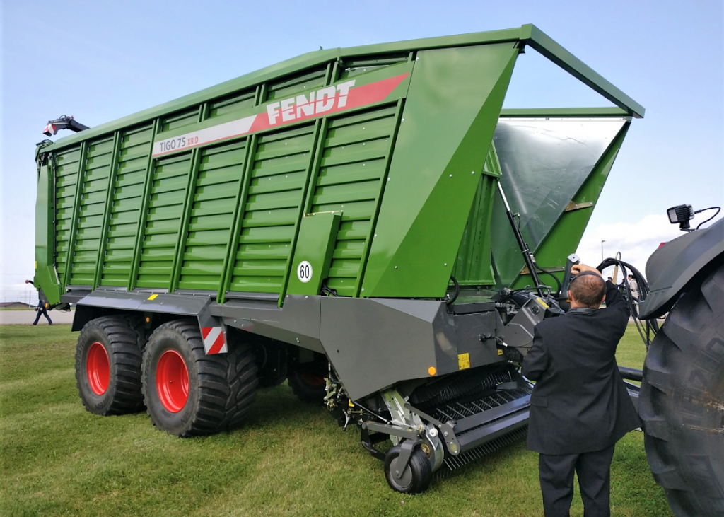 Image source: Gros Tracteurs Passion