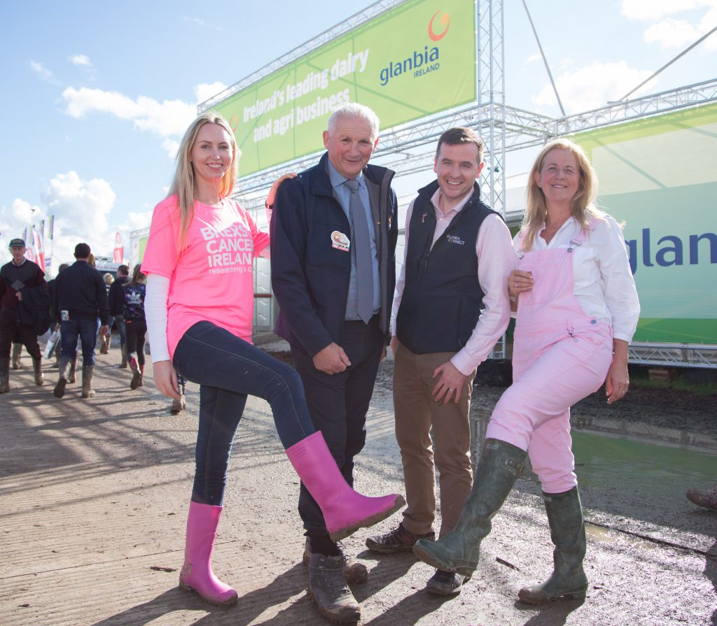 L-R: Adelle Reilly, Breast Cancer Ireland; Henry Corbally, Glanbia Group Chairman;  James Byrne, Marketing Manager with Glanbia Agribusiness and Margaret Hoctor from Kilmullen farm in Wicklow