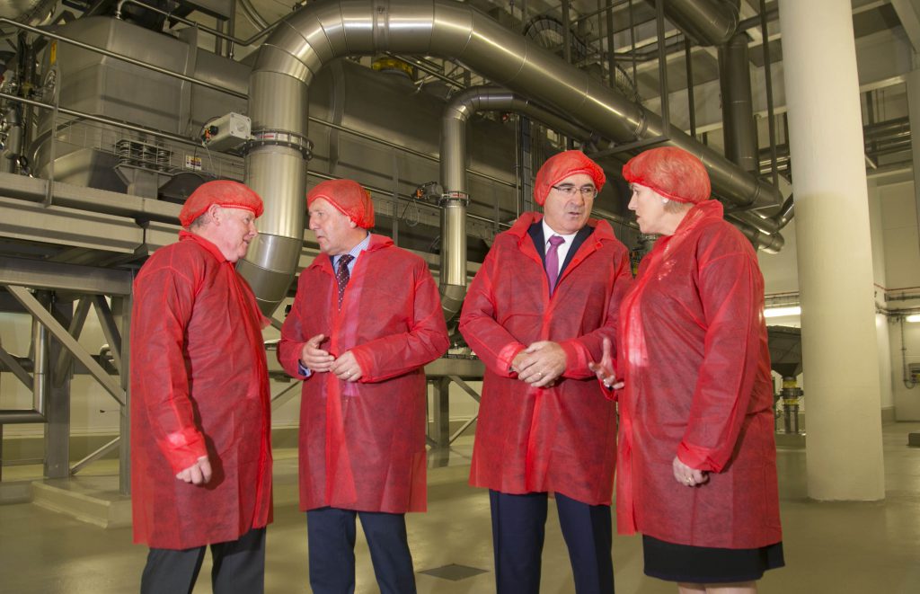 At the opening were: Lakeland Dairies Chairman Alo Duffy; Minister for Culture, Heritage and The Gaeltacht, Heather Humphreys; Minister for Agriculture, Food and Marine Michael Creed; and Lakeland Dairies Group CEO Michael Hanley. Image source: Colm Mahady / Fennell Photography