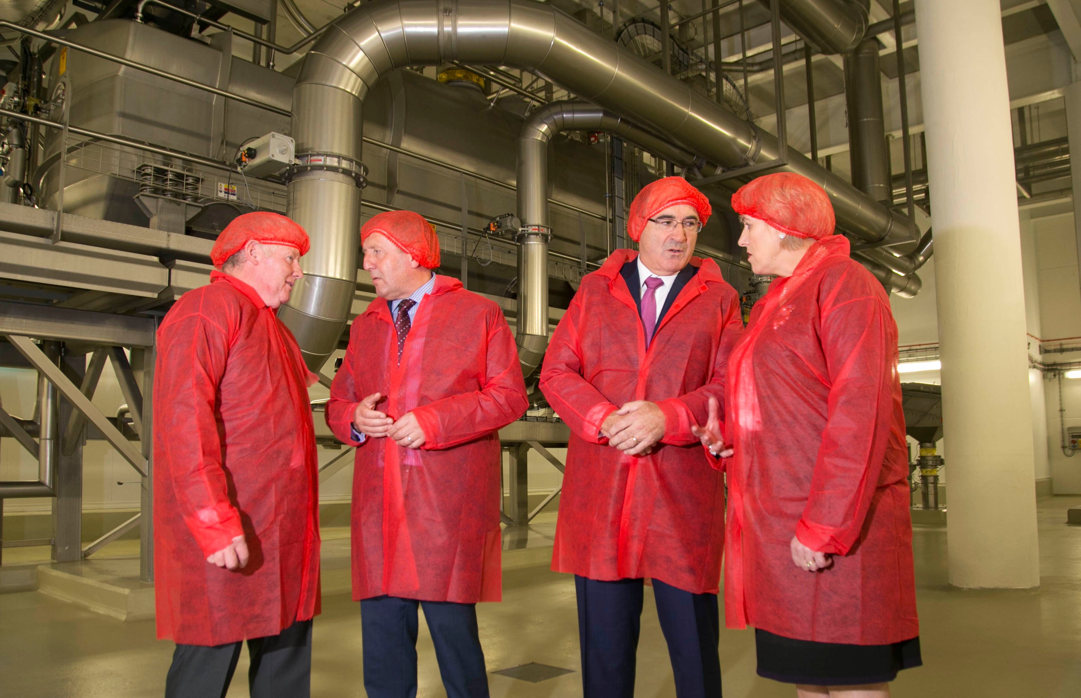 At the opening were: Lakeland Dairies Chairman Alo Duffy; Minister for Culture, Heritage and The Gaeltacht, Heather Humphreys; Minister for Agriculture, Food and Marine Michael Creed; and Lakeland Dairies Group CEO Michael Hanley. Image source: Colm Mahady / Fennell Photography