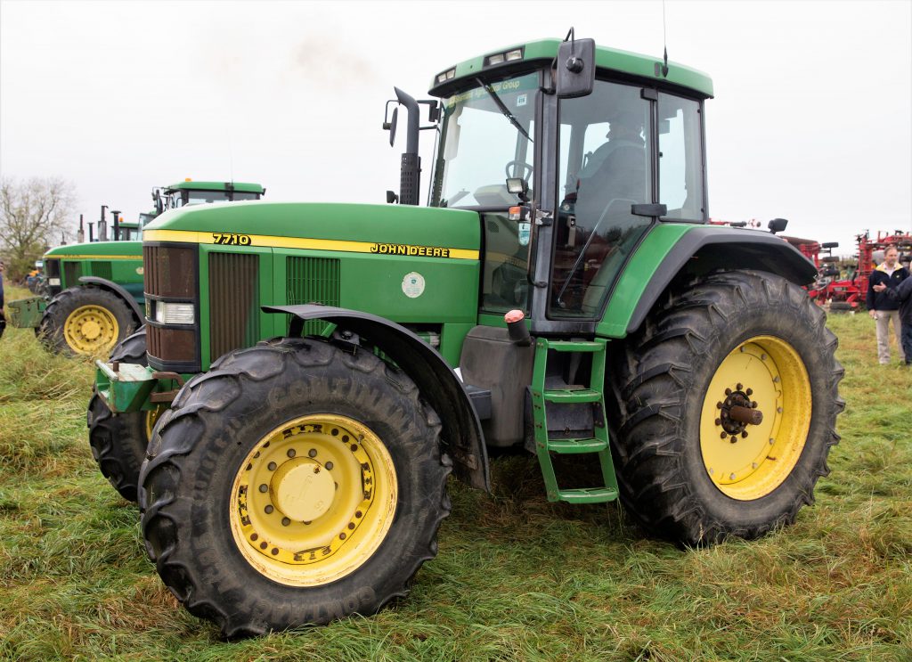 Sought-after modern classic: This 1999 John Deere 7710 on 16.9 R28 front and 520/85 R38 rear wheels/tyres sold for £25,000