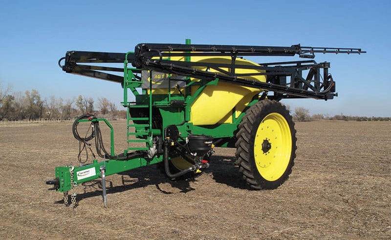 Does this Ag Spray Equipment sprayer look confusingly similar to a John Deere?