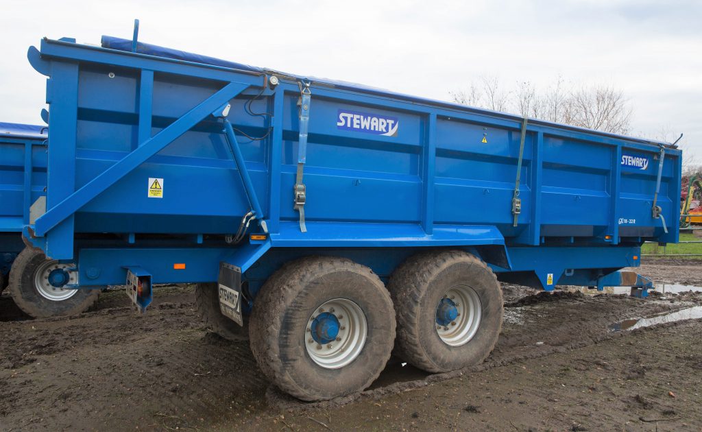 This 2014 Stewart GX18-22R (18t) tandem-axle, steel trailer (with a roll-over sheet, air brakes and a sprung drawbar) sold for £13,200
