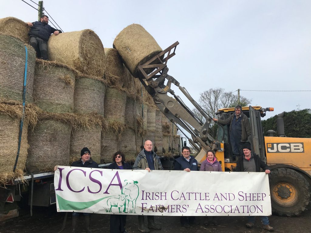 An ICSA delivery of fodder which recently went from the farm of Leeson Tracey, Ballyhackett, Tullow, Co. Carlow to farmers in Ballyconnell and surrounding areas in Co. Cavan