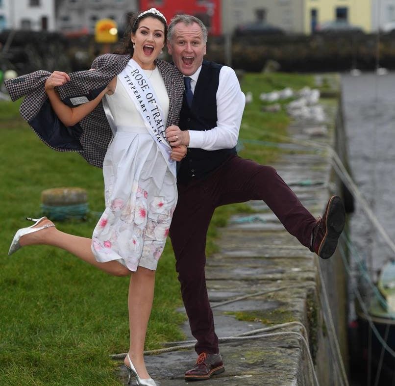 Rose of Tralee 2017 Dr. Jennifer Byrne with RTE’s Daithi O Se. Image source: Rose of Tralee International Festival Facebook page