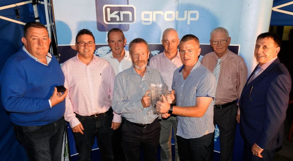 Organisers, sponsors and patrons of the All-Ireland GAA Golf Challenge award the 2016 winners of the competition