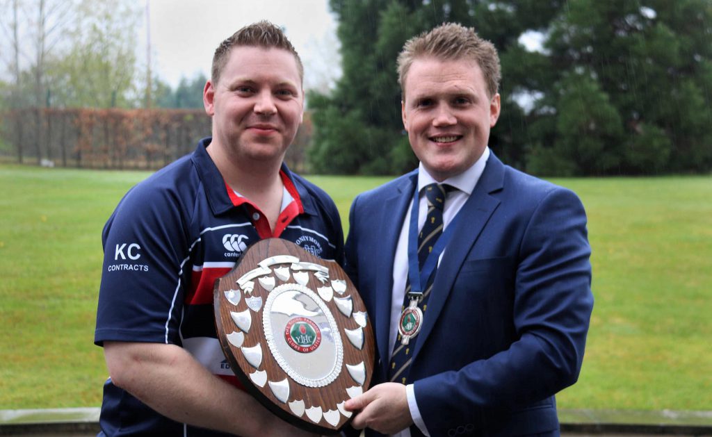 Stuart Mills with YFCU president James Speers