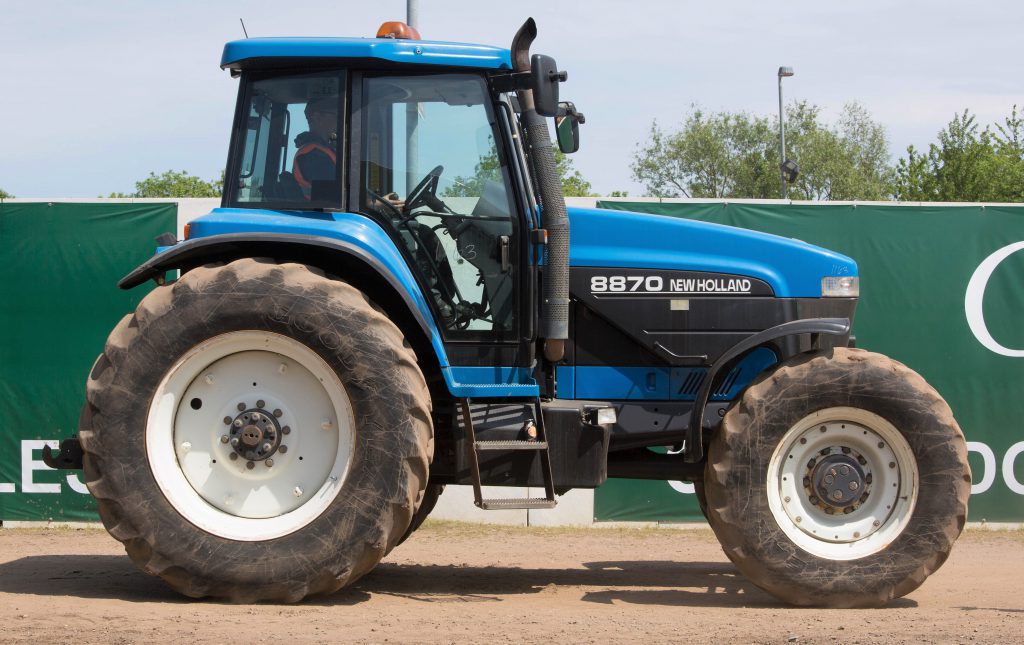 This 2000 (Canadian-built) New Holland 8870 (7,261 hours) sold for £13,500