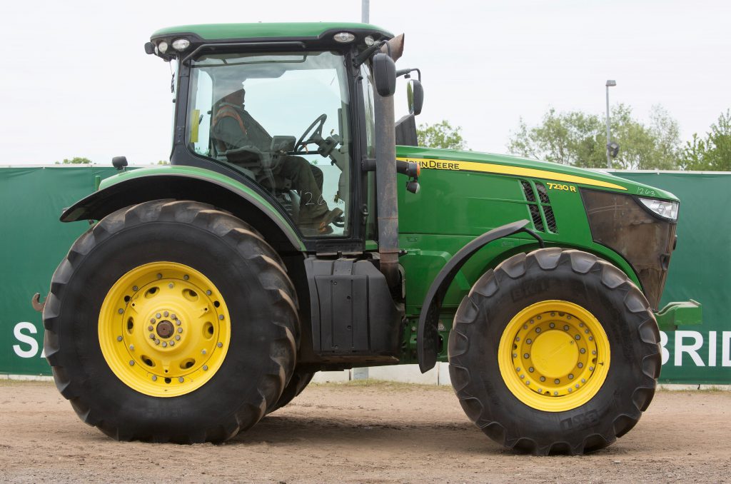 This 2012 John Deere 7230R (CommandQuad; 40kph; cab and front axle suspension; 4,564 hours) sold for £45,000