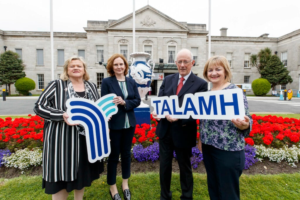 L-R: president of the RDS, Bernie Brennan; with members of the judging panel Dorin Graham; John Dardis; and Majella Kelleher. Image source: Andres Poveda