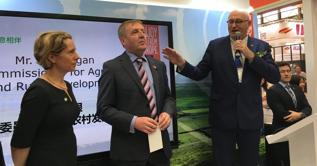 L-R: Bord Bia CEO Tara McCarthy; Minister for Agriculture Michael Creed; and EU Commissioner Phil Hogan