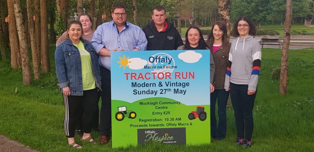 L-R: Offaly Macra members Sarah Kelly; Emma Leogue; Steven Kelly; Eric Fletcher; Deirdre Colgan; Triona Dunne; and Sinead Buckley