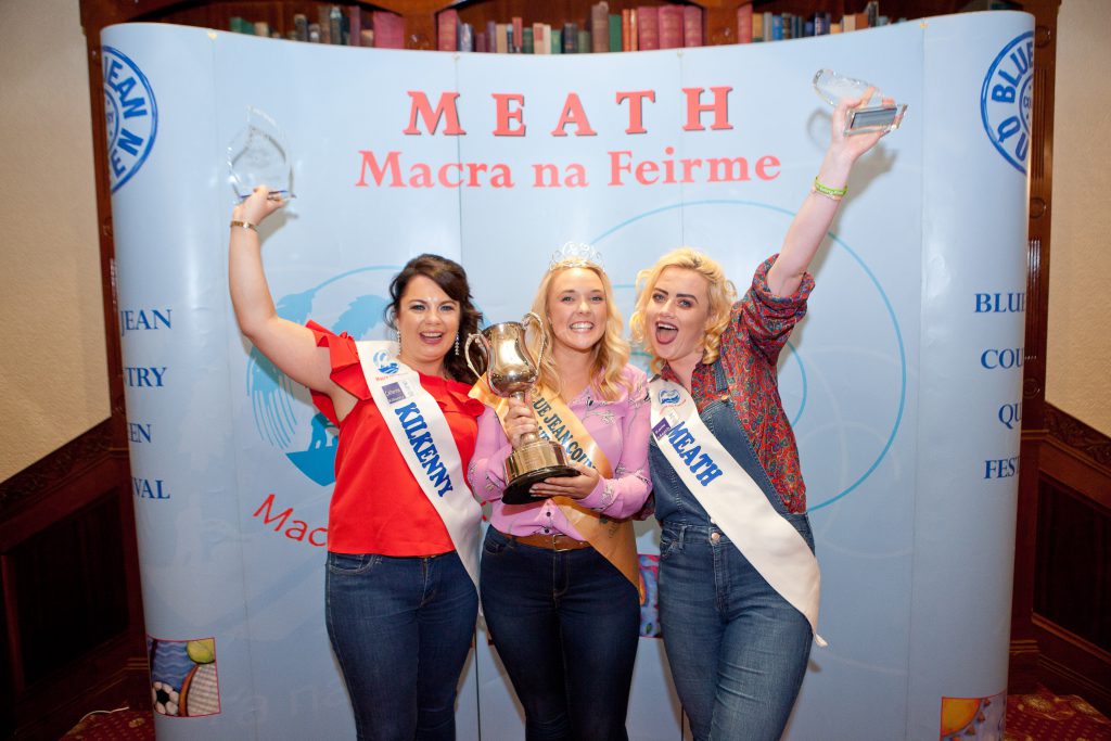 L-R: Second place Catherine Dillion from Kilkenny; 2018 Blue Jean Country Queen Alison O’Connor from Kerry; and third place Katie Magurie from Meath. Image source: David Gilroy