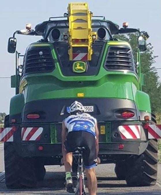Image source: Twitter (AgriMacFan / NOtrattorist)