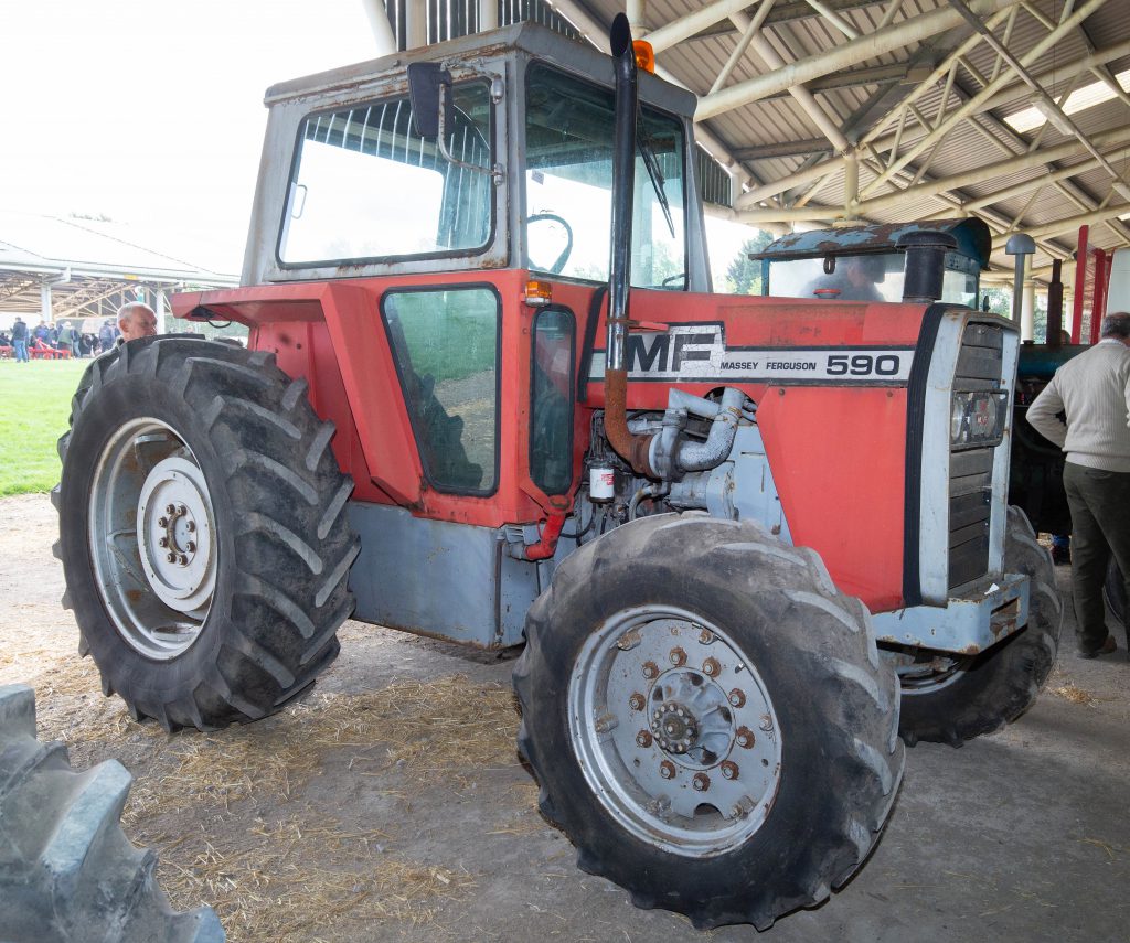 This MF 590 (4WD - converted by William Fuller at Four Wheel Traction; retro-fit turbo-charger; 'running well'; 4,565 hours) failed to sell. The top bid was £4,000 (no VAT)