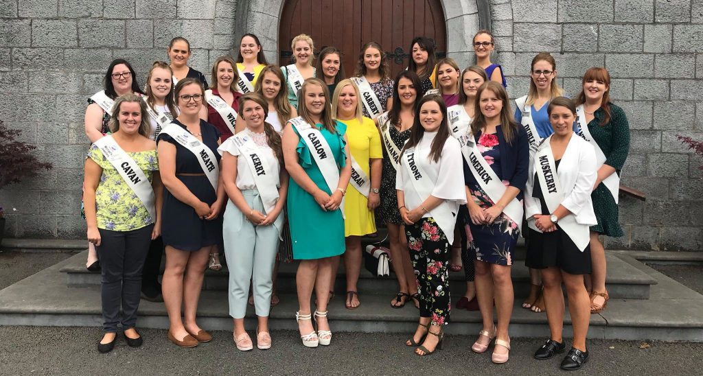 Contestants taking part in the 2018 International Miss Macra Festival. Image source: Miss Macra Facebook page